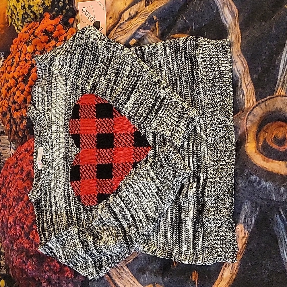 NWT Girls Pinc Heart Sweater